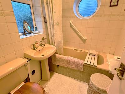 Picture 9